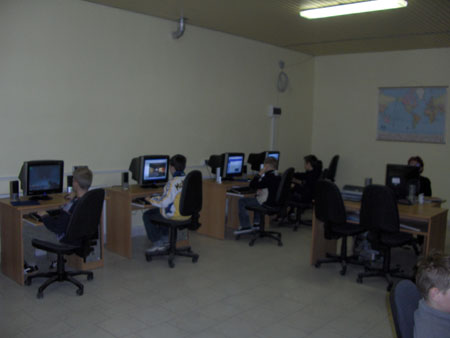 www 001